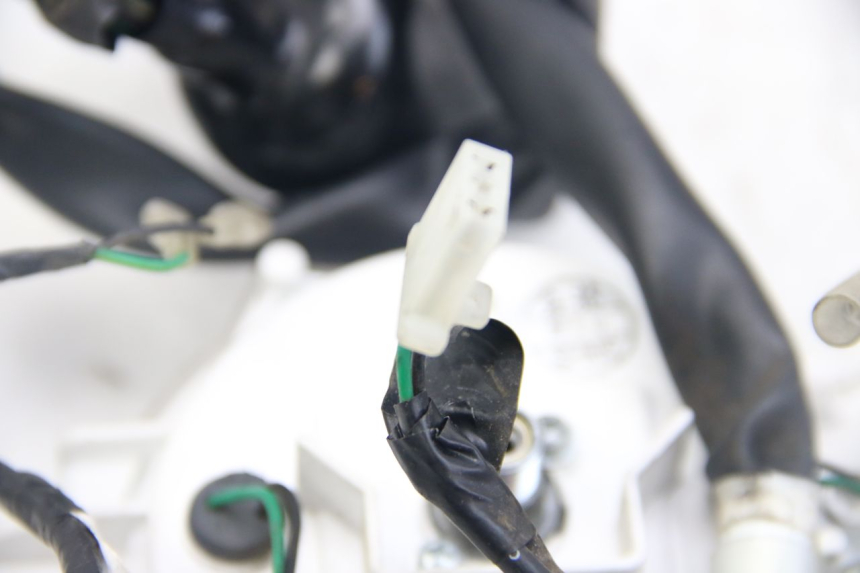 photo de LICZNIK HONDA VISION NSC R 50 (2013 - 2015) - Punkty mocowania