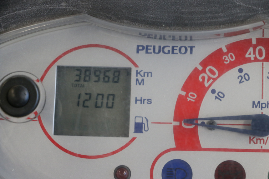 photo de LICZNIK PEUGEOT VIVACITY 50 (1998 - 2003) - Zbliżenie techniczne