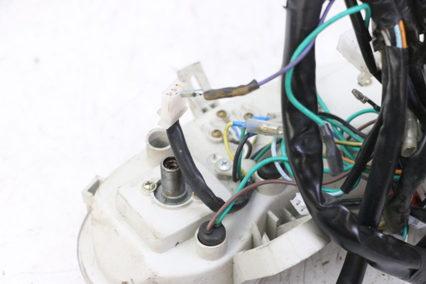 photo de LICZNIK VONROAD YIBEN 125 (2006 - 2010) - Punkty mocowania