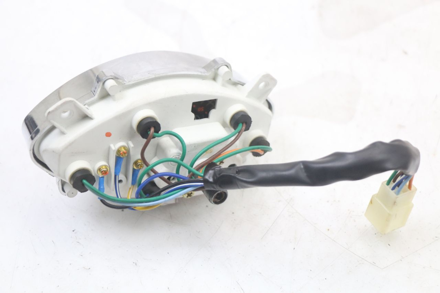 photo de LICZNIK JM MOTORS VX 125 (2022 - 2025) - Punkty mocowania