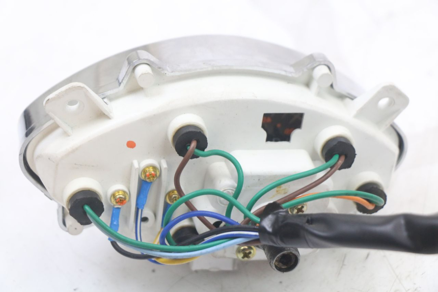 photo de LICZNIK JM MOTORS VX 125 (2022 - 2025) - Stan powierzchni