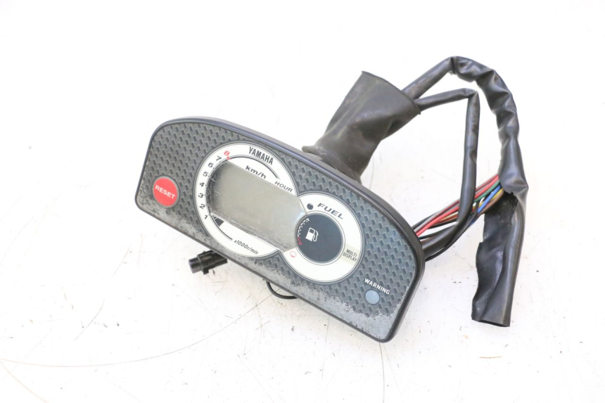 photo de LICZNIK YAMAHA WAVE RUNNER GP R 1200 (2000 - 2003) - Zbliżenie komponentów