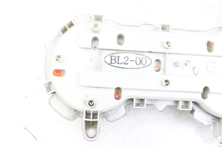 photo de LICZNIK YAMAHA XMAX X-MAX ABS 125 (2017 - 2020) - Zbliżenie techniczne