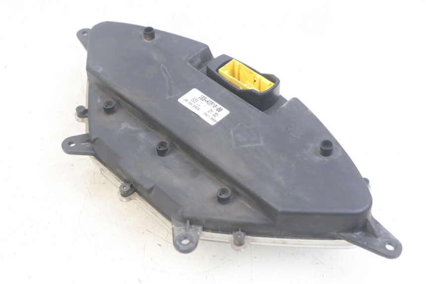 photo de LICZNIK YAMAHA XMAX X-MAX 125 (2006 - 2009) - Zbliżenie techniczne