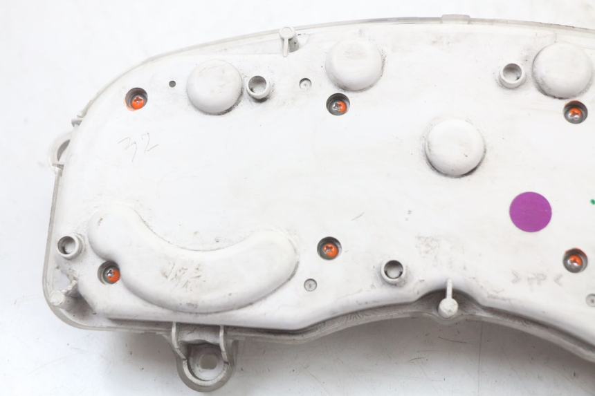 photo de LICZNIK YAMAHA X-MAX XMAX 125 (2010 - 2013) - Stan powierzchni