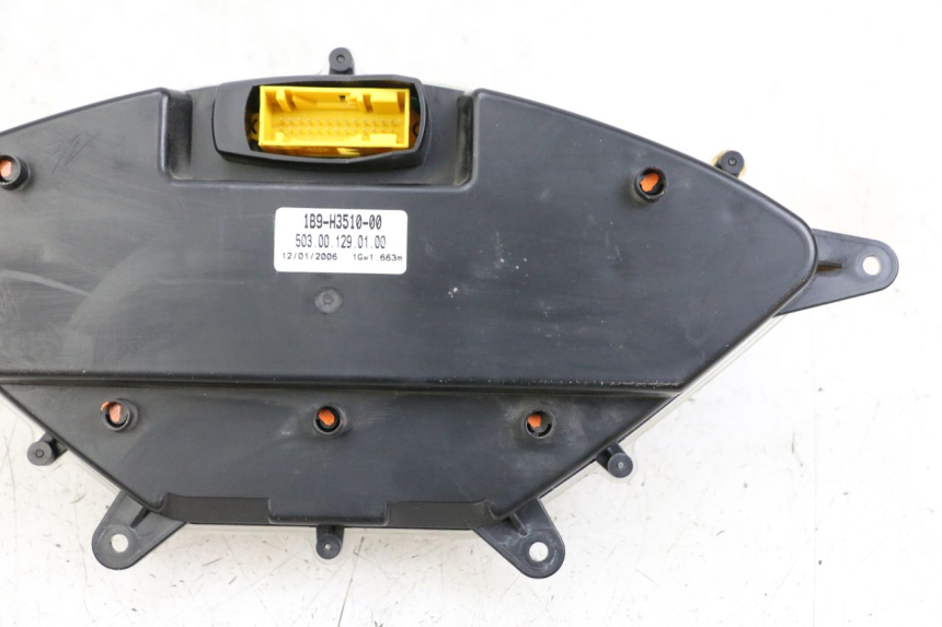 photo de LICZNIK YAMAHA XMAX X-MAX 125 (2006 - 2009) - Szczegół części