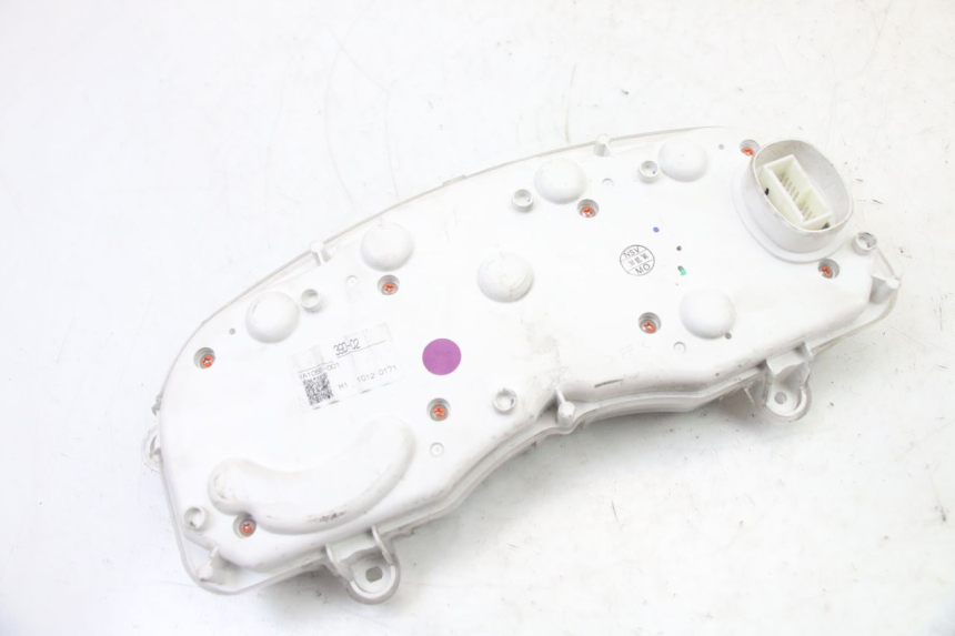 photo de LICZNIK YAMAHA X-MAX XMAX 125 (2010 - 2013) - Stan powierzchni