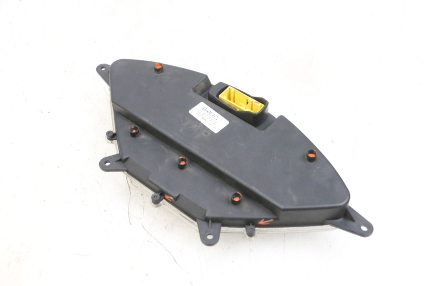 photo de LICZNIK YAMAHA XMAX X-MAX 125 (2006 - 2009) - Oznaczenia i referencje