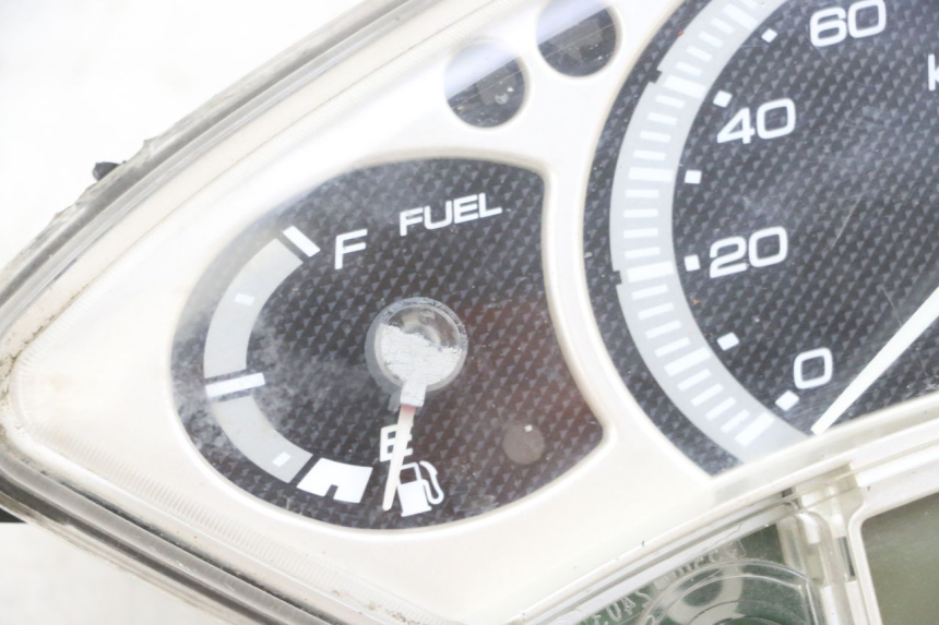 photo de LICZNIK YAMAHA XMAX X-MAX 125 (2006 - 2009) - Inny kąt widzenia