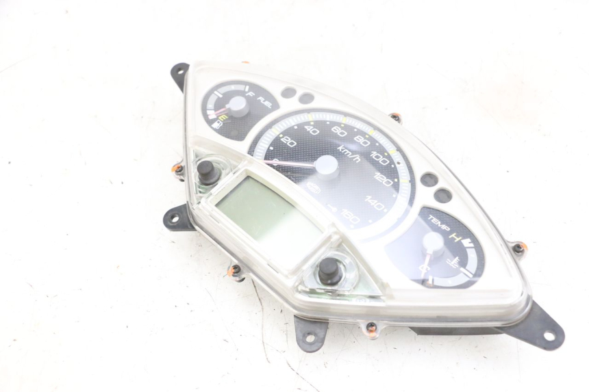 photo de LICZNIK YAMAHA XMAX X-MAX 125 (2006 - 2009) - Część sprawdzona