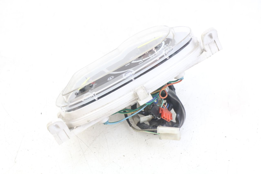 photo de LICZNIK SYM X-PRO 4T 50 (2014 - 2021) - Oznaczenia i referencje