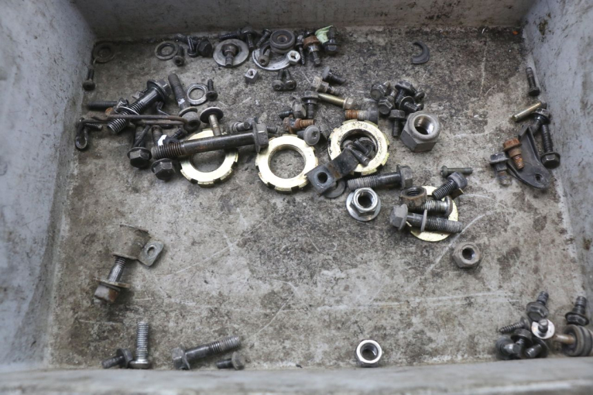 photo de LICZNIK SYM X-PRO 4T 50 (2014 - 2021) - Stan powierzchni