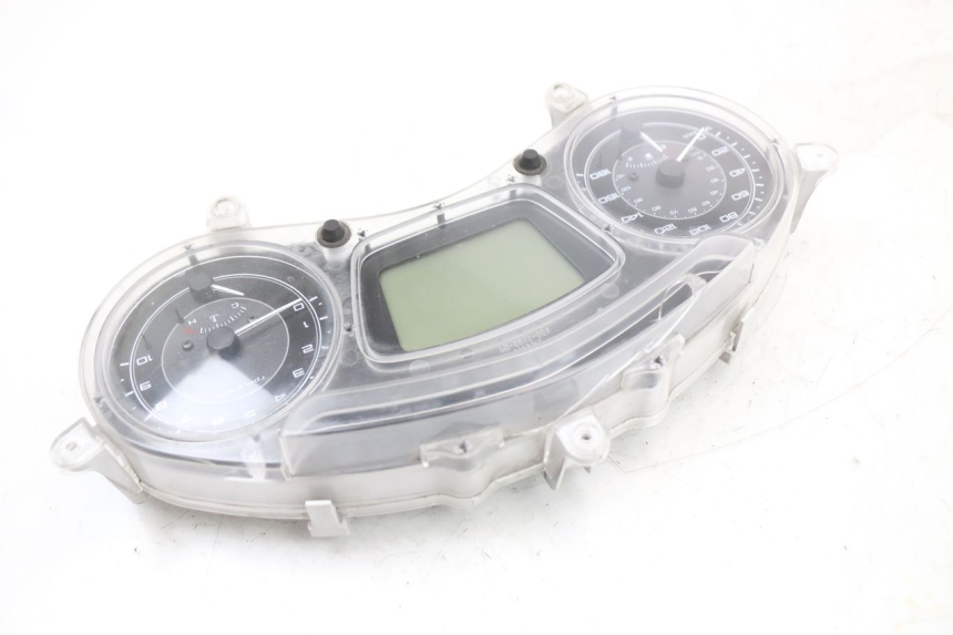 photo de LICZNIK PIAGGIO X10 125 (2012 - 2017) - Punkty mocowania