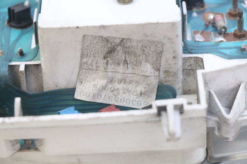 photo de LICZNIK PIAGGIO X8 125 (2004 - 2007) - Zbliżenie techniczne