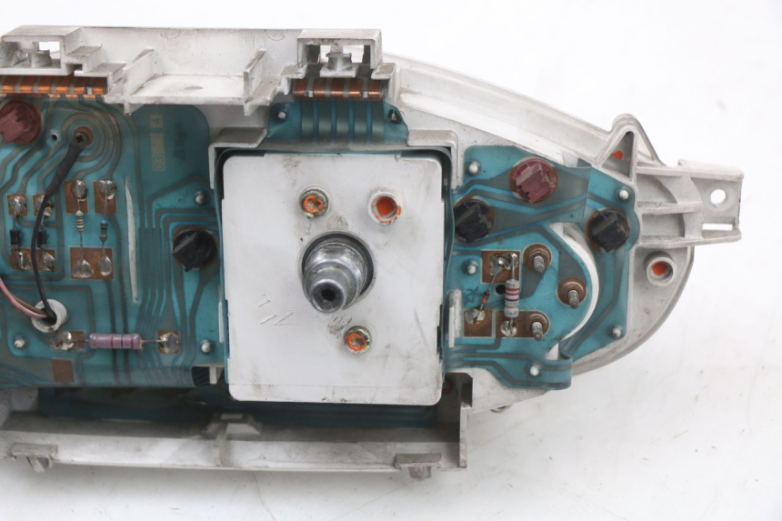 photo de LICZNIK PIAGGIO X8 125 (2004 - 2007) - Oznaczenia i referencje