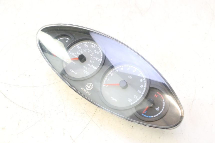 photo de LICZNIK PIAGGIO X9 AMALFI 180 (2000 - 2003) - Widok ogólny