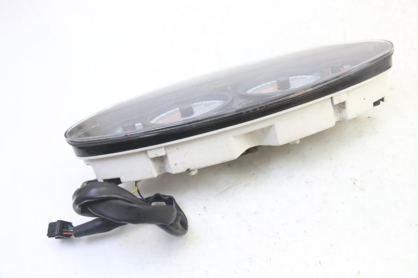 photo de LICZNIK PIAGGIO X9 EVOLUTION 125 (2003 - 2007) - Stan powierzchni