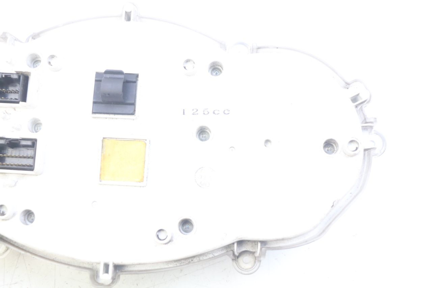 photo de LICZNIK PIAGGIO XEVO - X EVO 125 (2007 - 2017) - Punkty mocowania