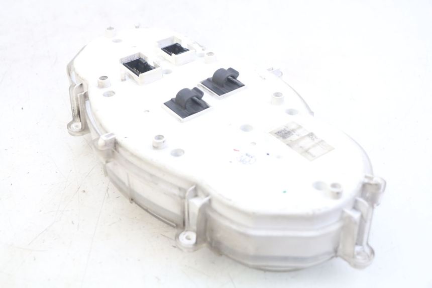 photo de LICZNIK PIAGGIO XEVO - X EVO 125 (2007 - 2017) - Zbliżenie techniczne