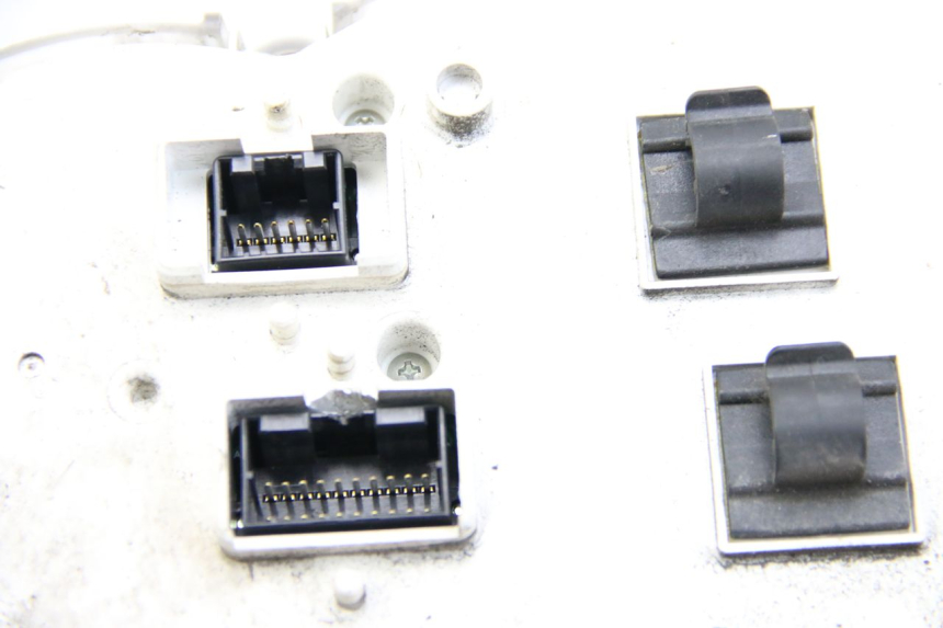 photo de LICZNIK PIAGGIO XEVO - X EVO 125 (2007 - 2017) - Szczegół części