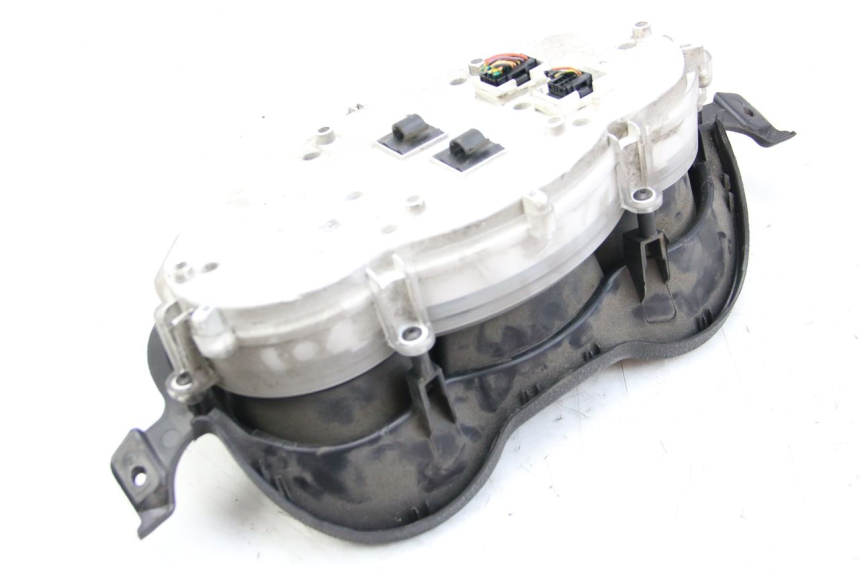 photo de LICZNIK PIAGGIO XEVO - X EVO 125 (2007 - 2017) - Zbliżenie techniczne