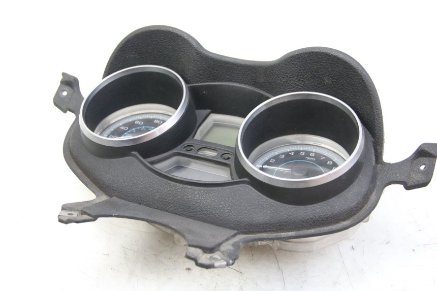 photo de LICZNIK PIAGGIO XEVO - X EVO 125 (2007 - 2017) - Punkty mocowania