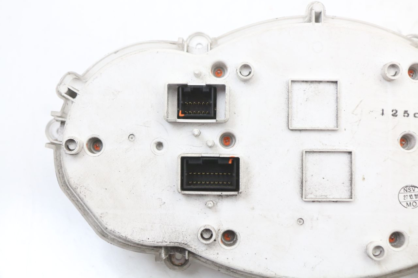 photo de LICZNIK PIAGGIO XEVO - X EVO 125 (2007 - 2017) - Stan powierzchni