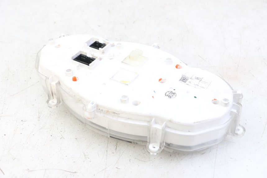 photo de LICZNIK PIAGGIO XEVO - X EVO 125 (2007 - 2017) - Stan powierzchni