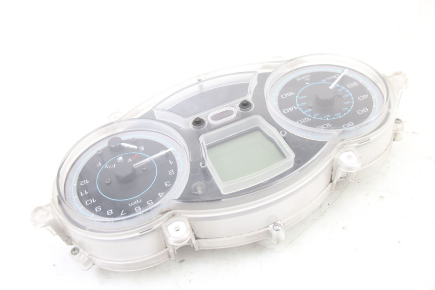 photo de LICZNIK PIAGGIO XEVO - X EVO 125 (2007 - 2017) - Punkty mocowania