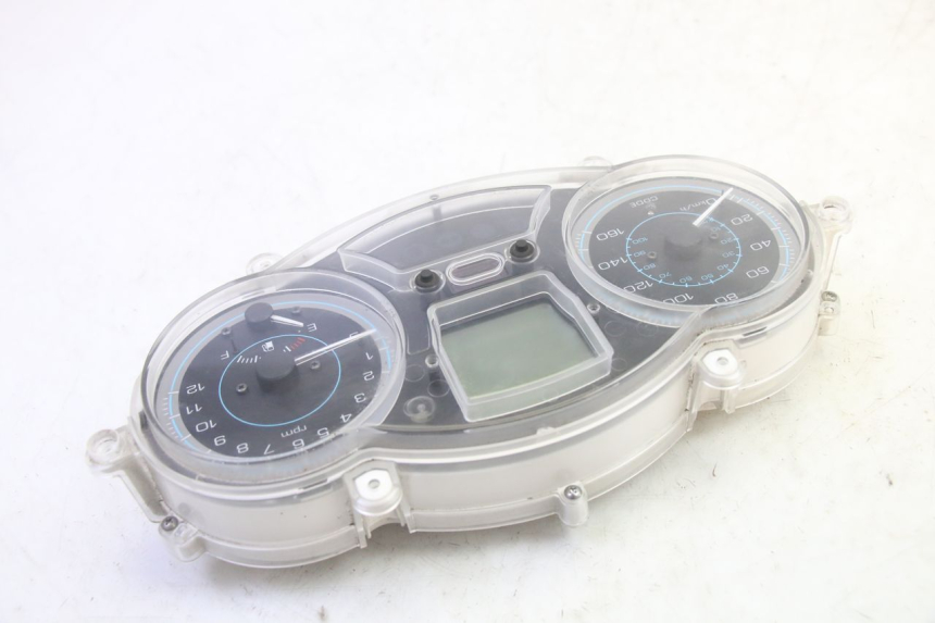 photo de LICZNIK PIAGGIO XEVO - X EVO 125 (2007 - 2017) - Część sprawdzona