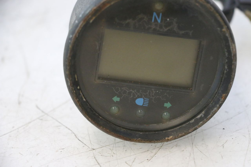 photo de LICZNIK SMC XROAD 150 - Zbliżenie techniczne