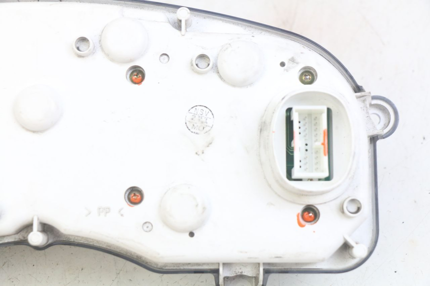 photo de LICZNIK YAMAHA YP MAJESTY 400 (2004 - 2008) - Punkty mocowania