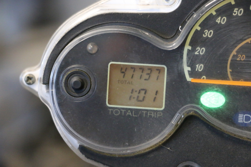 photo de LICZNIK YAMAHA YP MAJESTY 125 (2002 - 2006) - Zoom stanu zużycia
