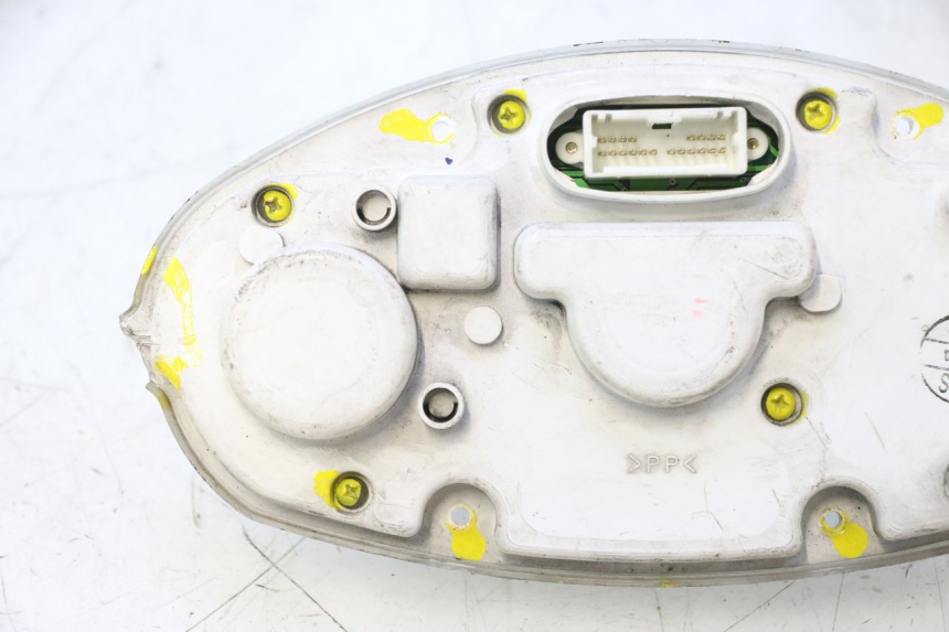 photo de LICZNIK YAMAHA YP MAJESTY 125 (2002 - 2006) - Oznaczenia i referencje