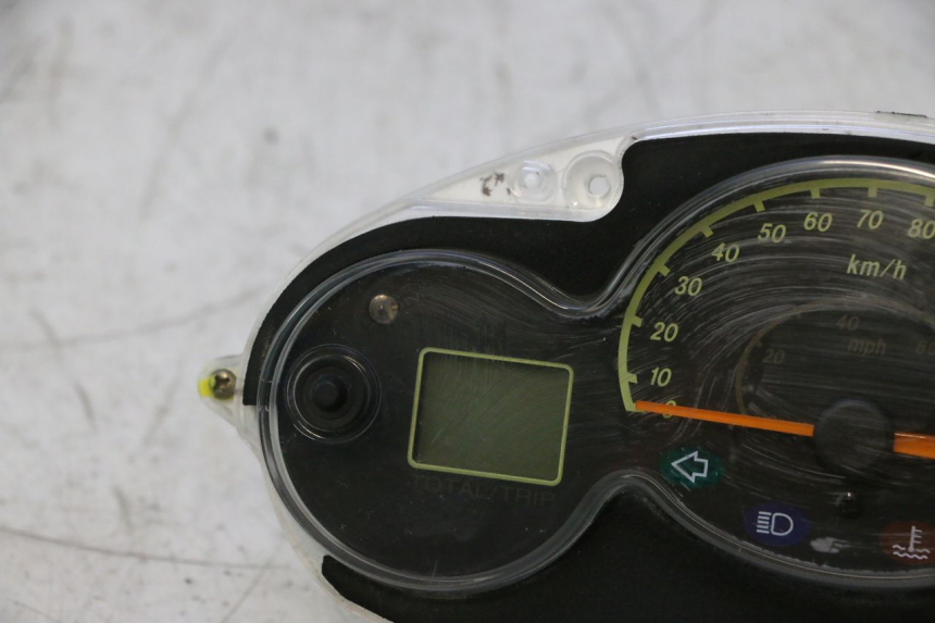 photo de LICZNIK YAMAHA YP MAJESTY 125 (2002 - 2006) - Oznaczenia i referencje