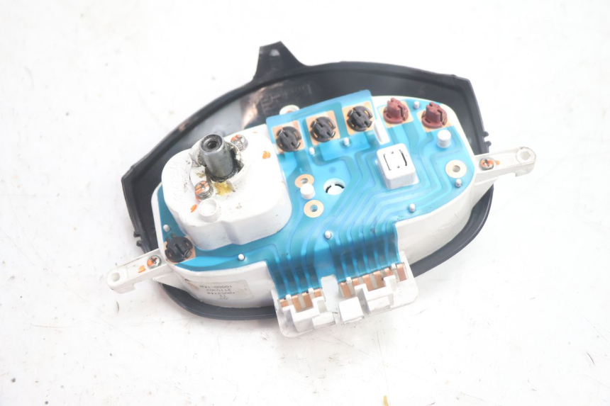 photo de LICZNIK PIAGGIO ZIP IGET 4T 50 (2021 - 2023) - Stan powierzchni