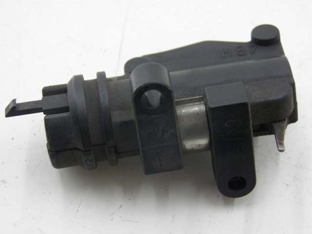 photo de CZUJNIK SPRZĘGŁA YAMAHA XJS DIVERSION 600 (1997 - 1999) - Zoom stanu zużycia