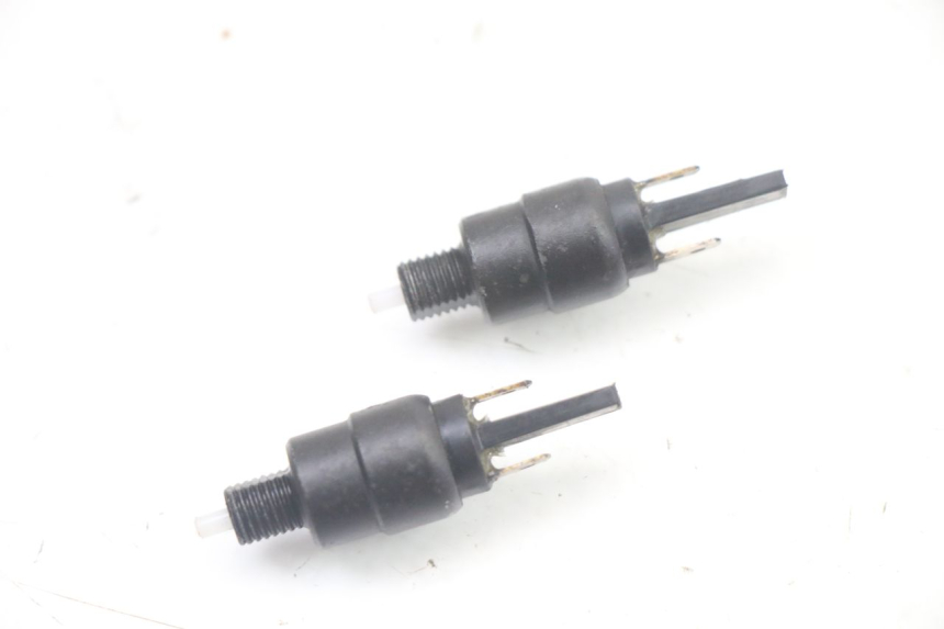 photo de Włącznik światła stopu APRILIA ATLANTIC 125 (2003 - 2009) - Widok główny