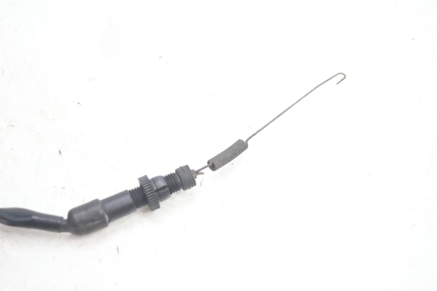 photo de STYK WŁĄCZNIKA ŚWIATEŁ STOPU TYLNEGO HONDA CB TWO FIFTY 250 (1991 - 2002) - Zbliżenie techniczne