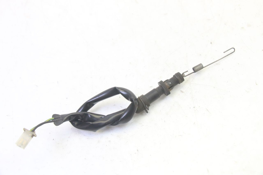 photo de Włącznik tylnego światła stopu HONDA CBF 125 (2009 - 2015) - Inny kąt widzenia