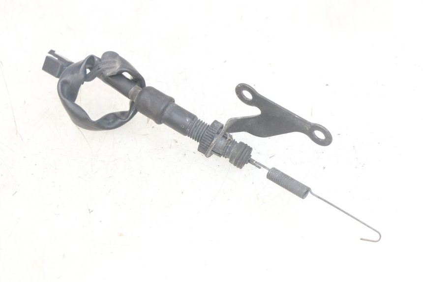 photo de Włącznik tylnego światła stopu HONDA CBR F SC25 1000 (1989 - 1992) - Szczegół części