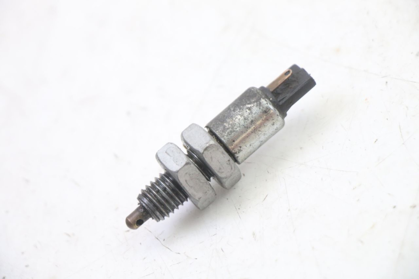 photo de Włącznik tylnego światła stopu APRILIA CLASSIC 125 (1995 - 2001) - Szczegół części