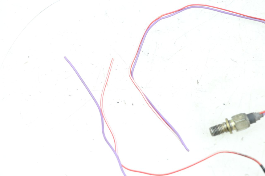 photo de Włącznik tylnego światła stopu KSR CODE 125 (2018 - 2020) - Zoom stanu zużycia