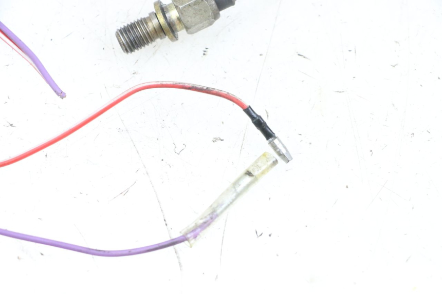 photo de Włącznik tylnego światła stopu KSR CODE 125 (2018 - 2020) - Zbliżenie techniczne