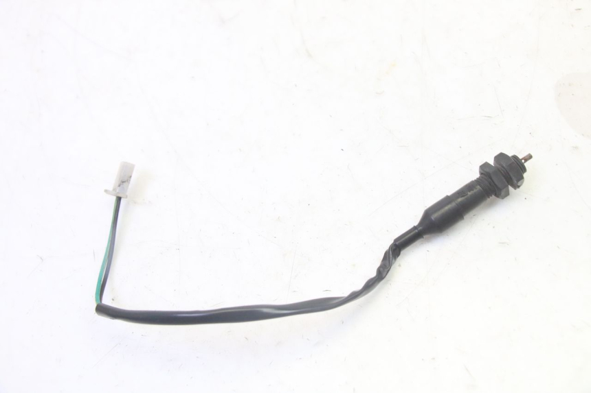 photo de Włącznik tylnego światła stopu STAHO FH 50 (2018 - 2019) - Inny kąt widzenia