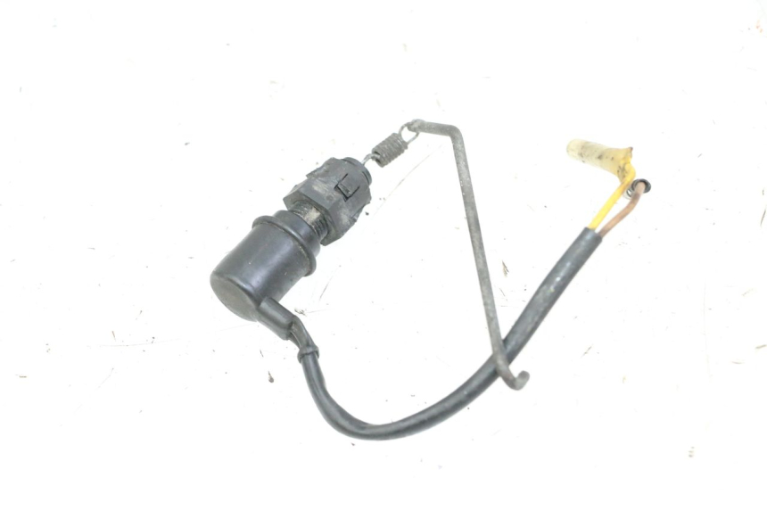 photo de Włącznik tylnego światła stopu YAMAHA FJ 36Y 1100 (1984 - 1985) - Zoom stanu zużycia