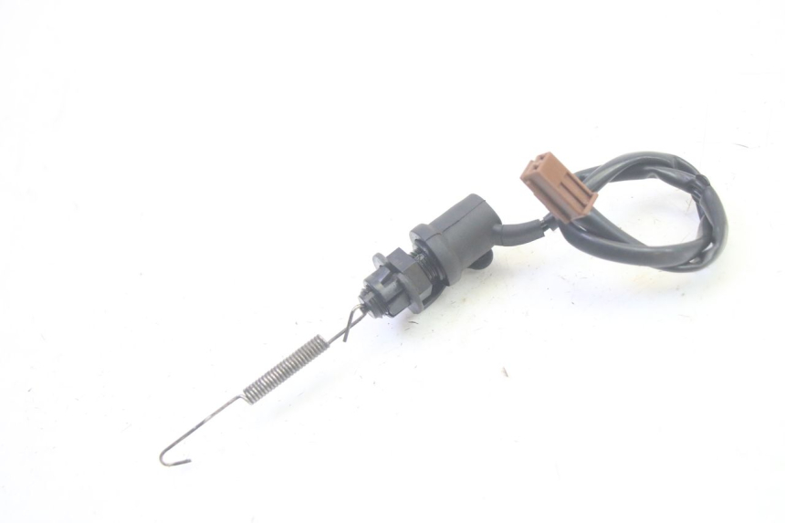 photo de Włącznik tylnego światła stopu YAMAHA FJR ABS 1300 (2006 - 2012) - Szczegół części