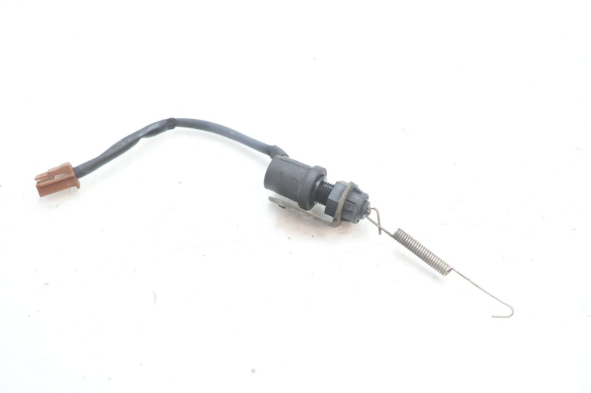 photo de STYK WŁĄCZNIKA ŚWIATEŁ STOPU TYLNEGO YAMAHA FJR 1300 (2001 - 2005) - Szczegół części