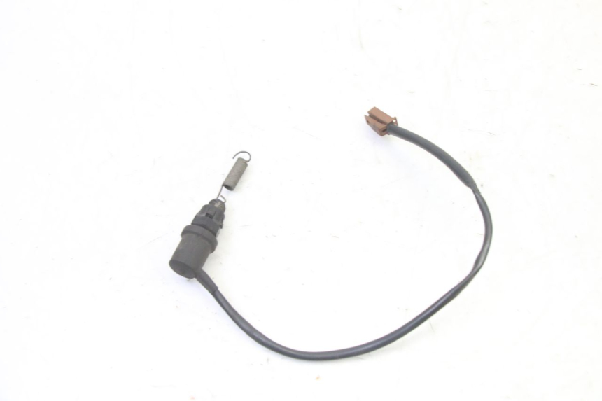 photo de Włącznik tylnego światła stopu YAMAHA FZ6 FAZER S2 600 (2007 - 2011) - Inny kąt widzenia