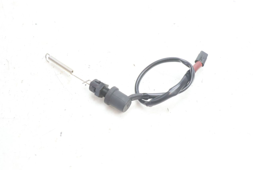 photo de WŁĄCZNIK ŚWIATEŁ STOP TYLNYCH YAMAHA FZ8 800 (2010 - 2016) - Inny kąt widzenia